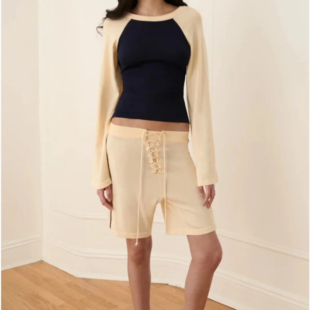 Orseund iris off season raglan top ivory navy XS - Picture 2 of 7